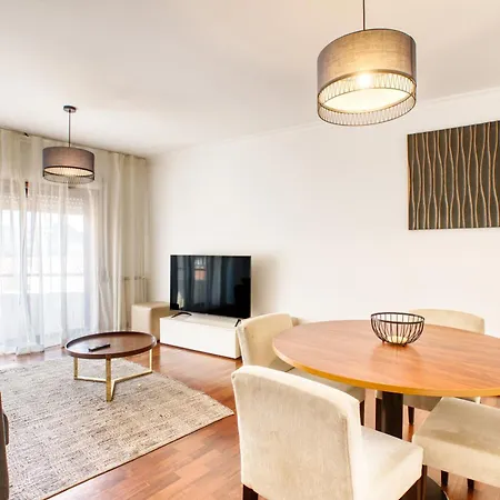 Apartamento T1- Gaia Zona.comercial *