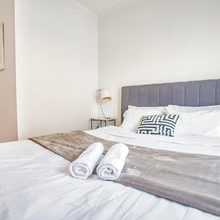 T1- Gaia Zona.comercial Apartmán